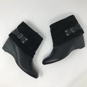 Clarks | Artisan Leather Suede Ankle Boots